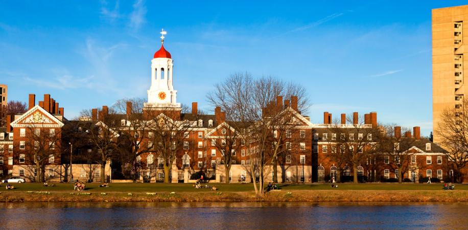 FLS STEM Camp, Campus of Harvard University | Центр Образования за